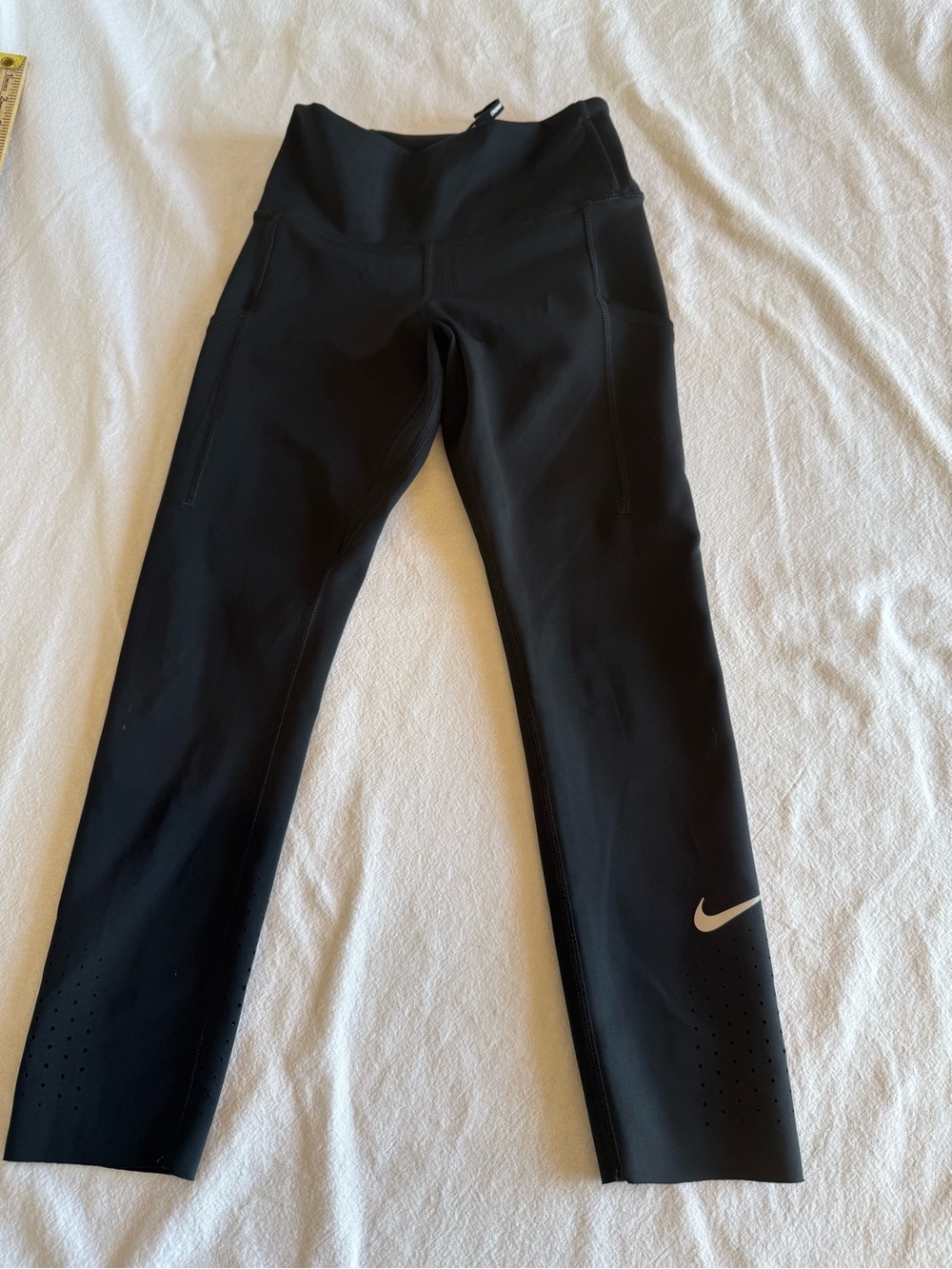 Nike Black Womens Athletic Dri Fit Leggings with Side Pockets